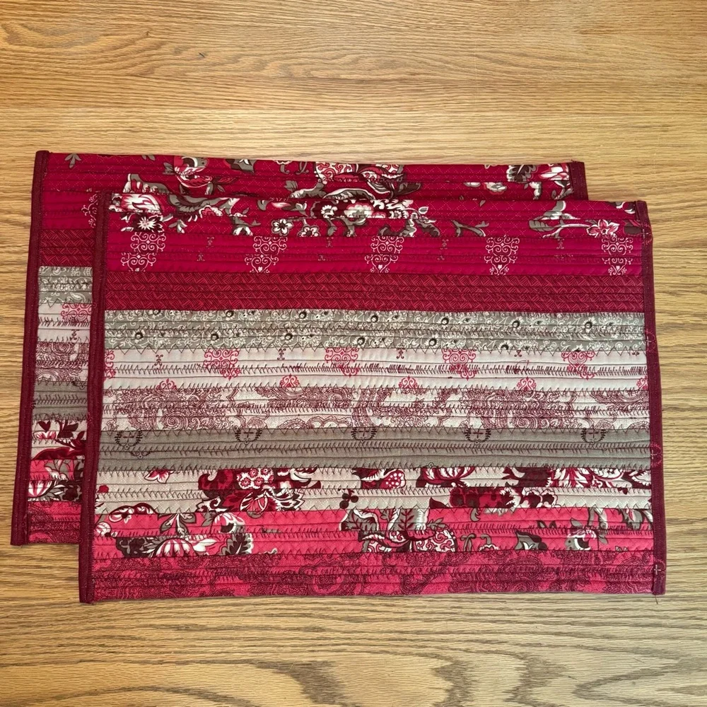 2 Quilted Placemats Handmade Machine Sewn Heavy 13